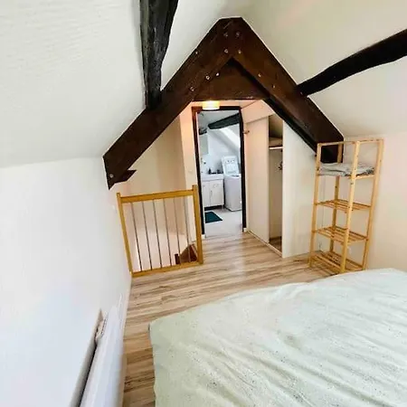 Maisonnette Au Coeur De *
